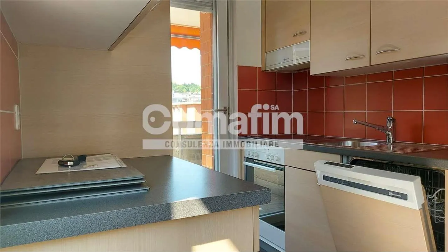 Lugano-Massagno-vendiamo appartamento di 4 1/2 - Foto 3 di 13