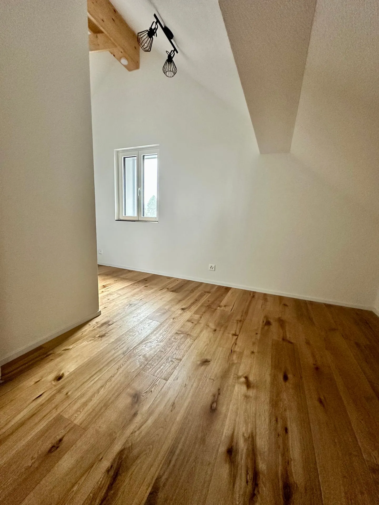 Charmante Dachwohnung in Walzenhausen - Foto 1 von 7