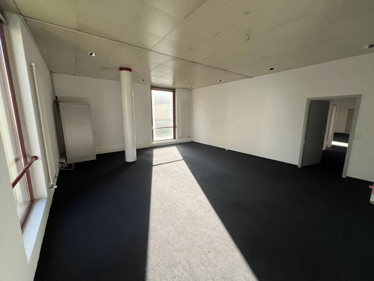 SPAZIO COMMERCIALE/AMMINISTRATIVO, CENTRO SEI (UNITA' 9 )- LOCARNO copia - Foto 16 di 16