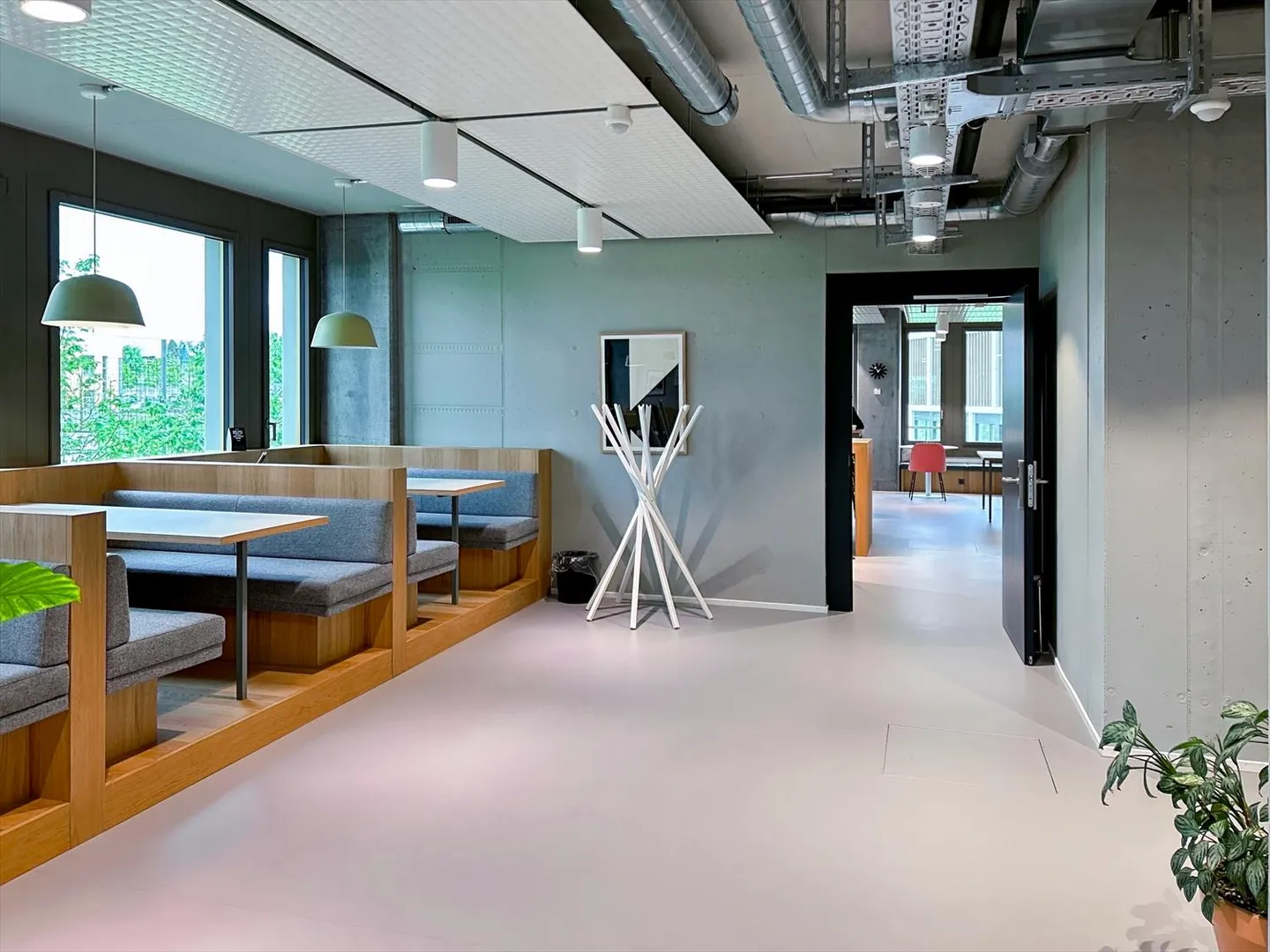 Uneingeschränkter Zugang zu Coworking-Bereichen in Spaces Suurstoffi - Foto 2 von 16