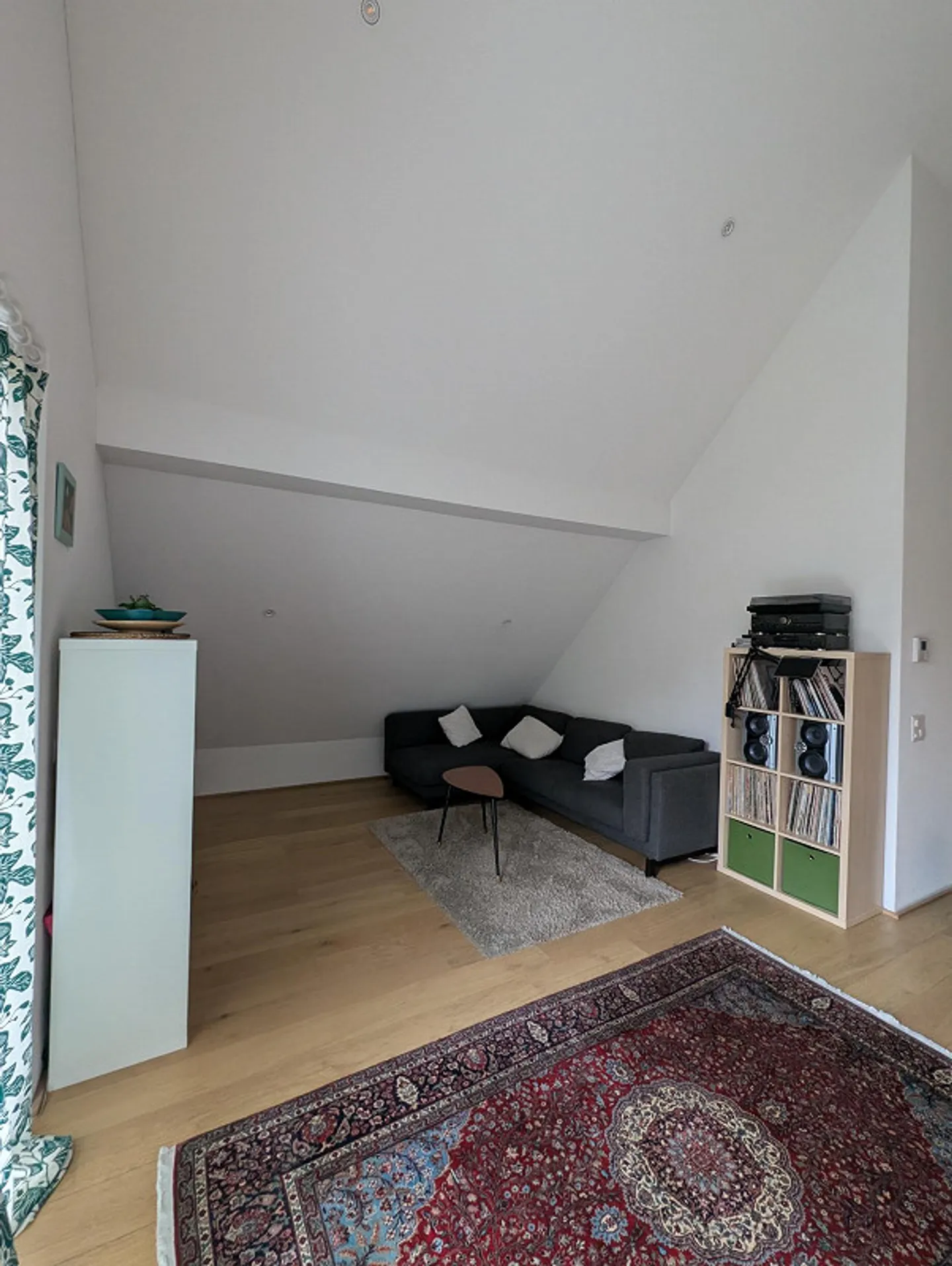 Bellissimo appartamento mansardato di 2,5 stanze - Foto 13 di 21