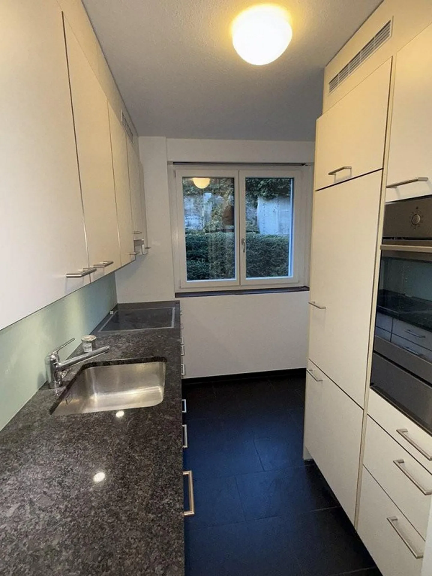 Appartamento 3 stanze, piano terra a destra - Foto 2 di 8