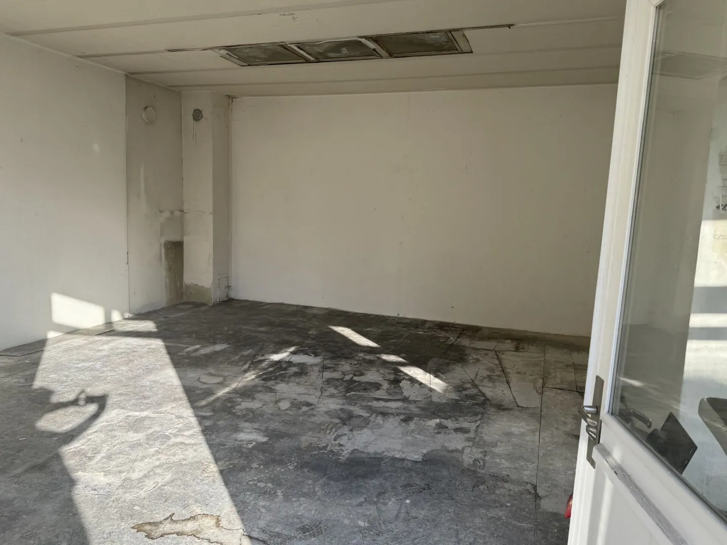 Atelier au 1er étage - Cour arrière de la Hegenheimerstrasse 24 - Photo 4 sur 5