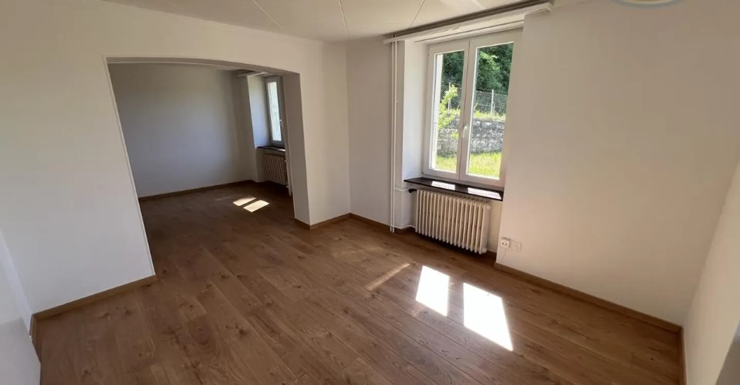 Maison Charmante avec Jardin - Photo 2 sur 10