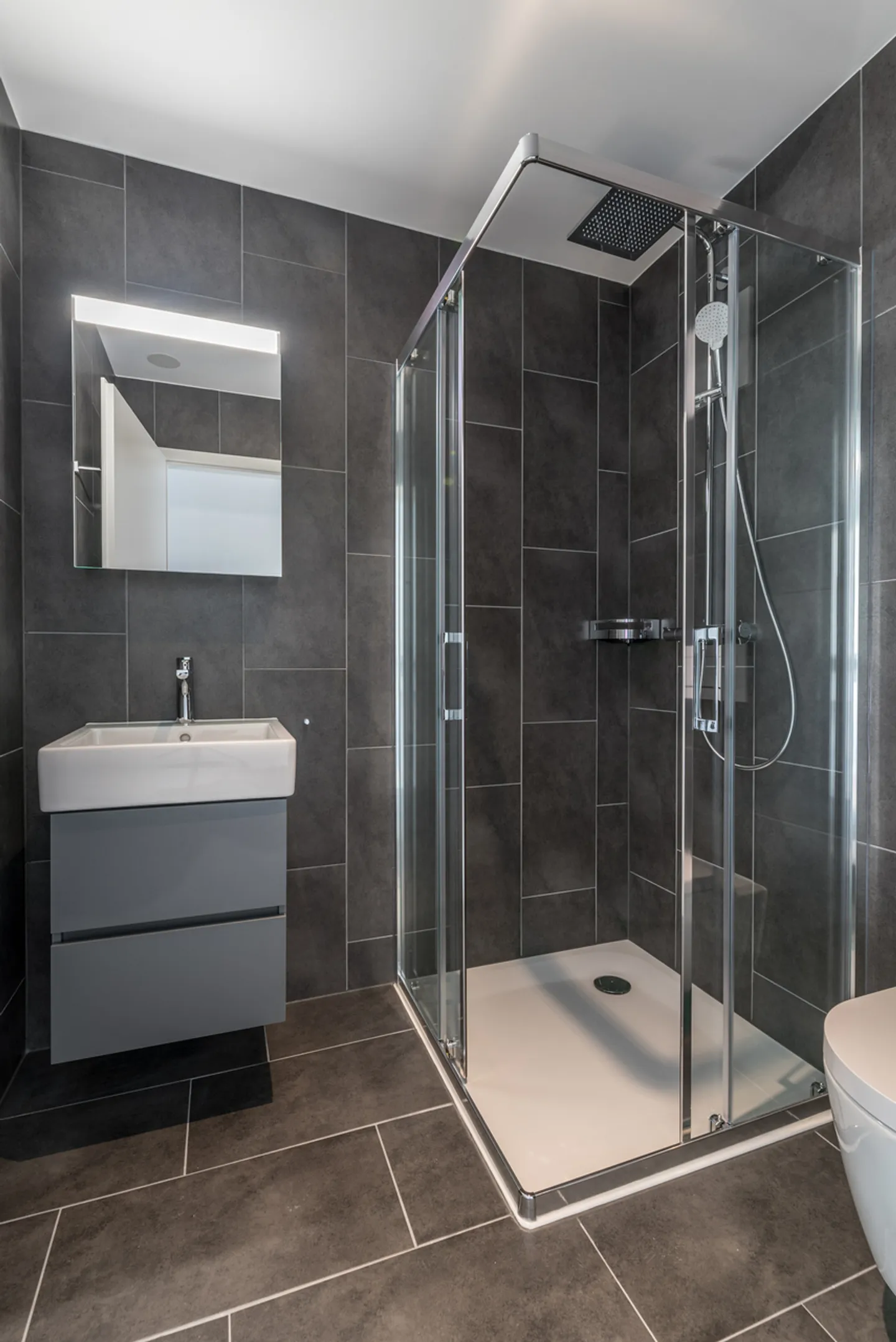 Magnificent 4.5 rooms with loggia on the upper ground floor - Photo 4 of 10