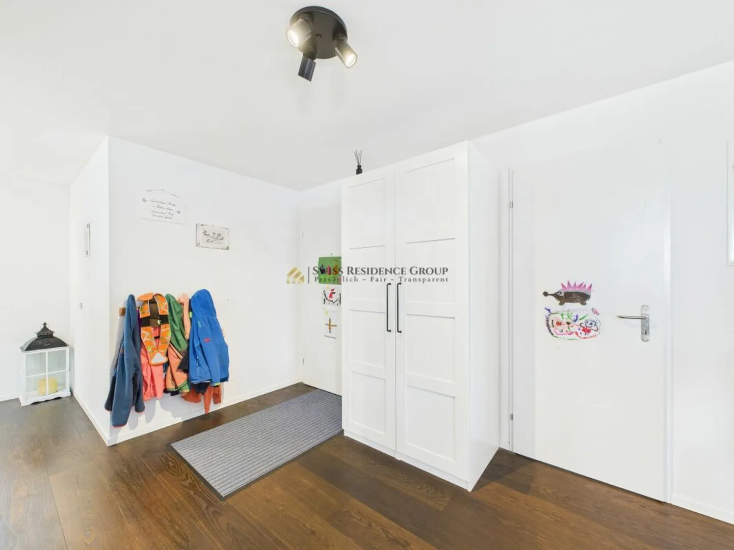 Hochwertige Dach-Maisonette mit Klimaanlage - Ihr Rückzugsort voller Licht, Charme und Stil - Foto 4 von 14
