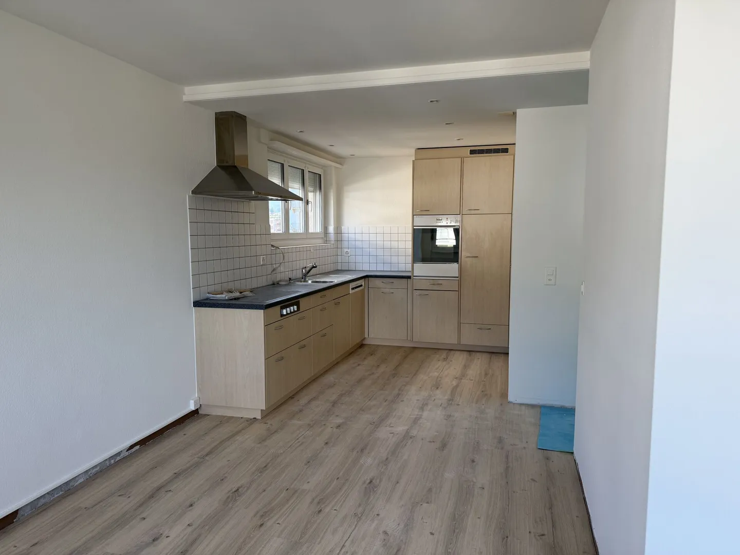 Appartamento attico di 3,5 stanze in affitto a lungo termine - Foto 1 di 8