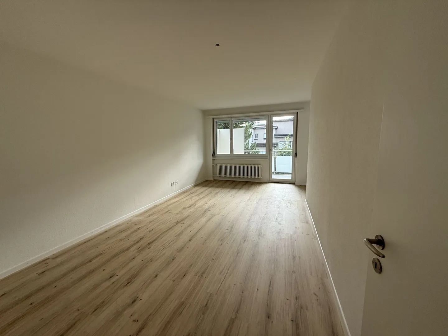 Appartamento attico di 3,5 stanze in affitto a lungo termine - Foto 4 di 8