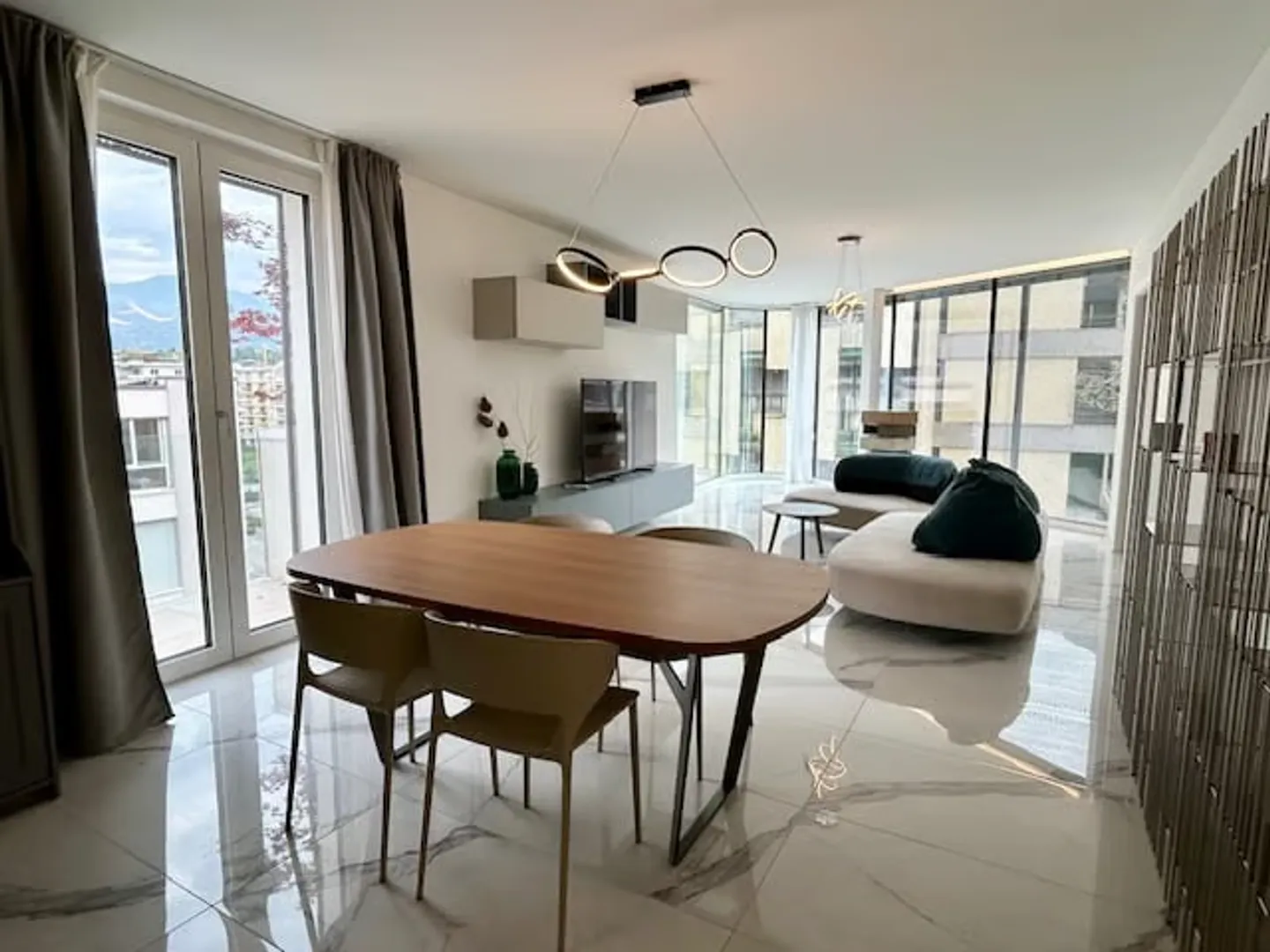 Penthouse mit Panoramaterrasse - Foto 1 von 23
