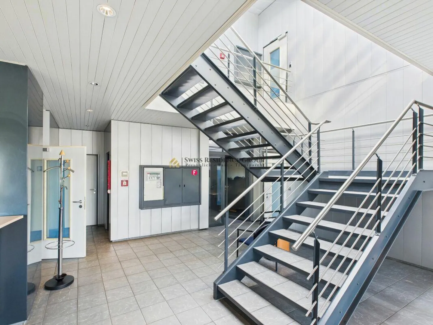 Vielseitiger Büro- und Industriekomplex - Foto 17 von 30