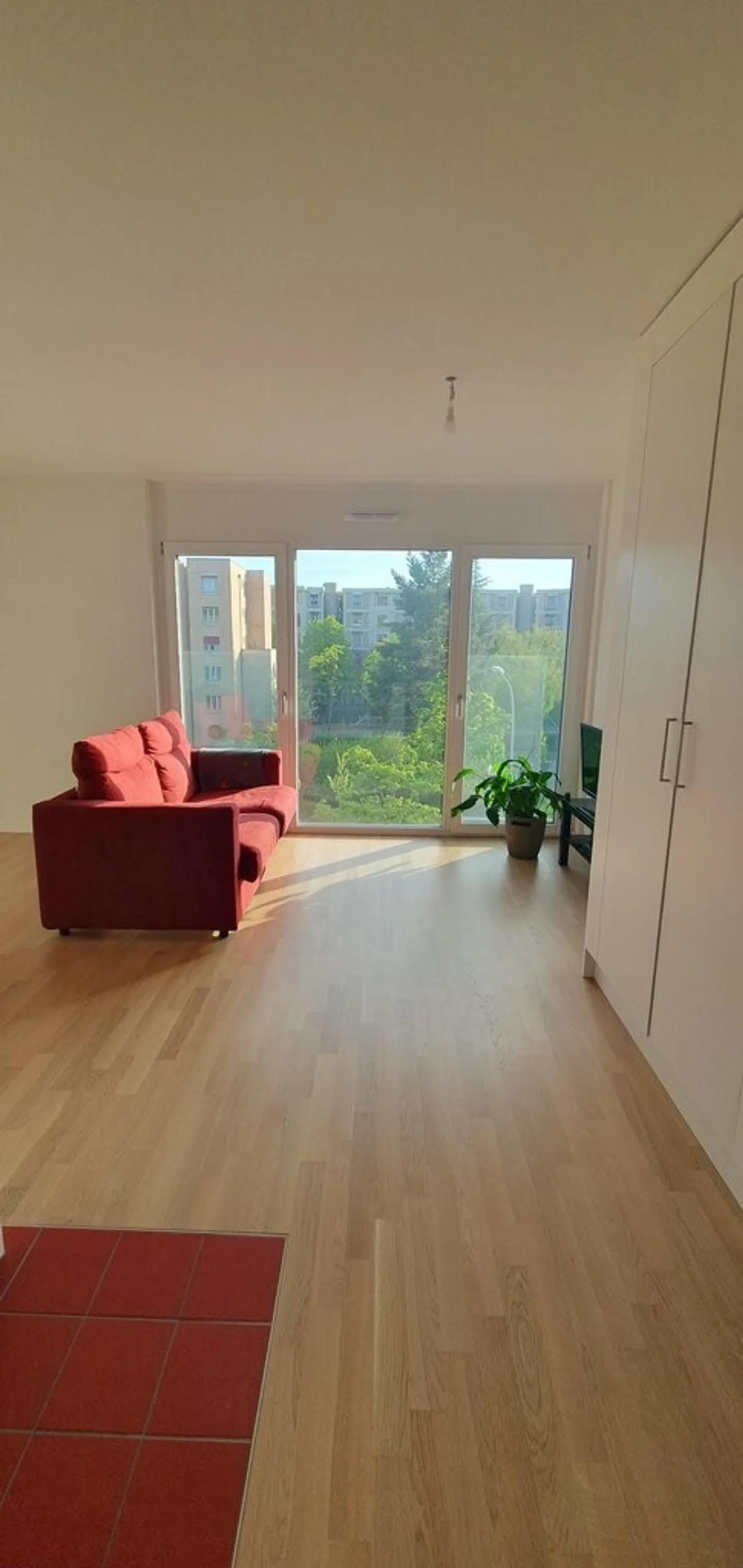 Beautiful 2.5 room apartment for rent! - Photo 1 of 10