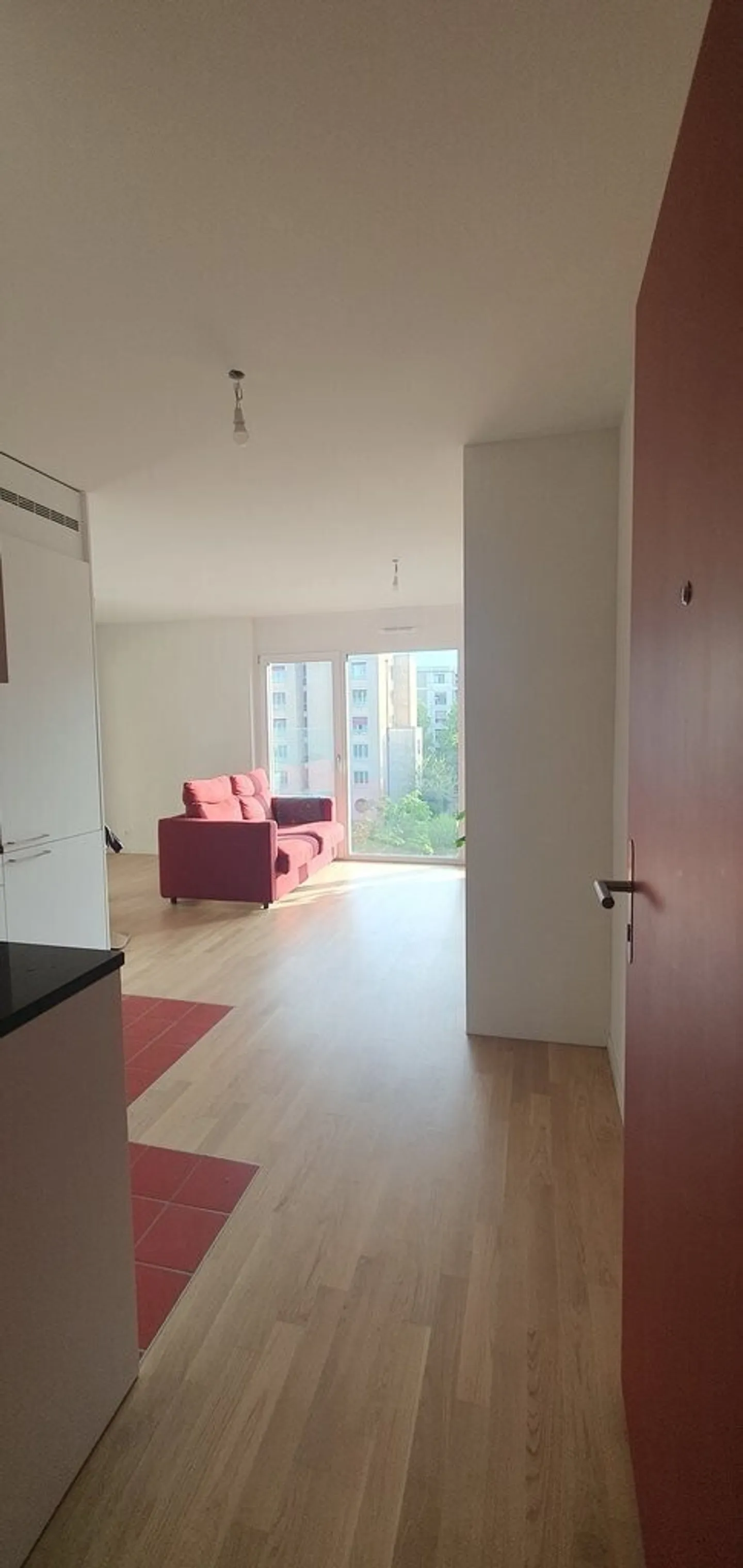 Beautiful 2.5 room apartment for rent! - Photo 2 of 10