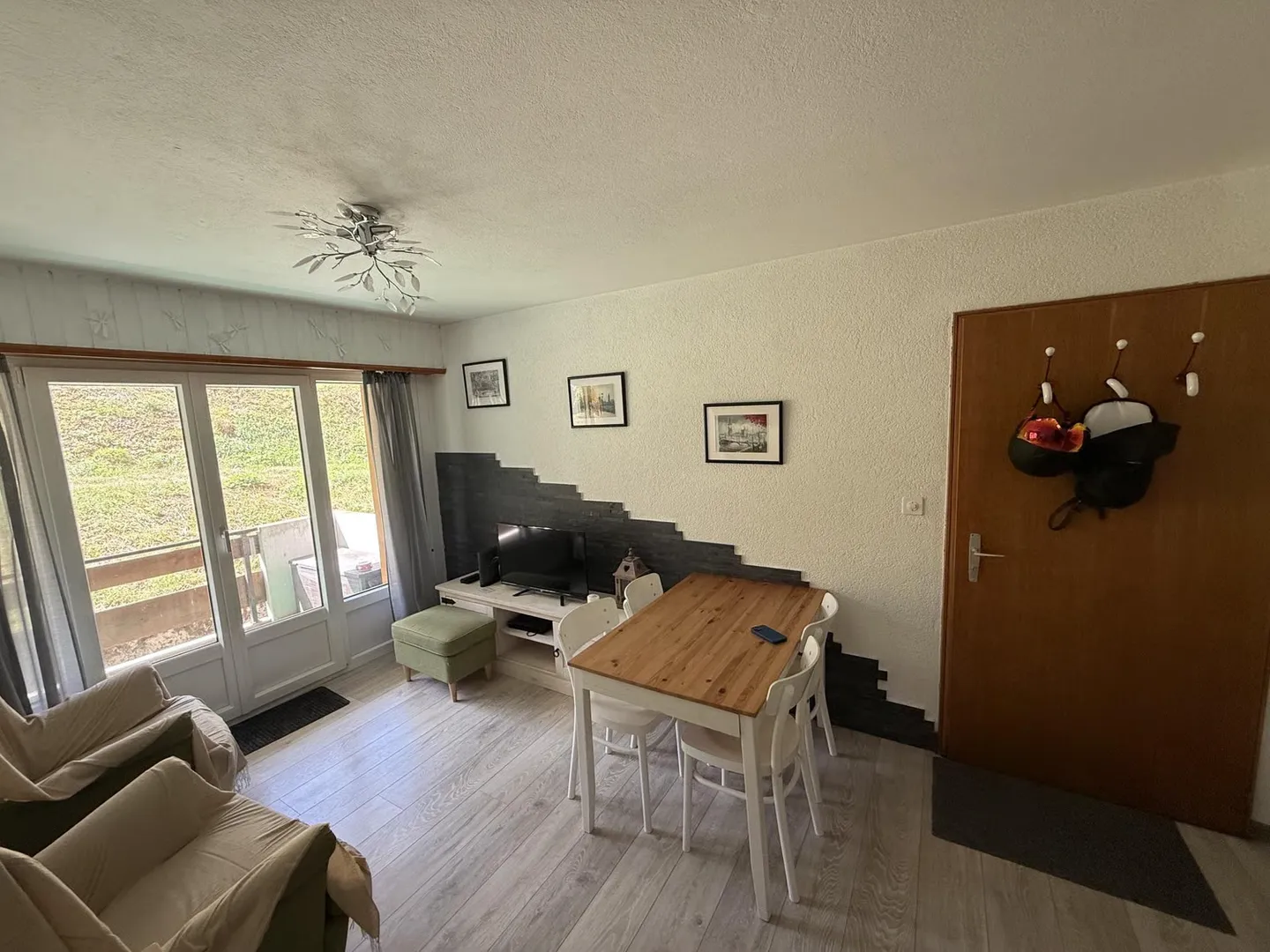 À vendre appartement 2 1/2 pièces dans la belle station Tzoumaz - Photo 2 sur 10