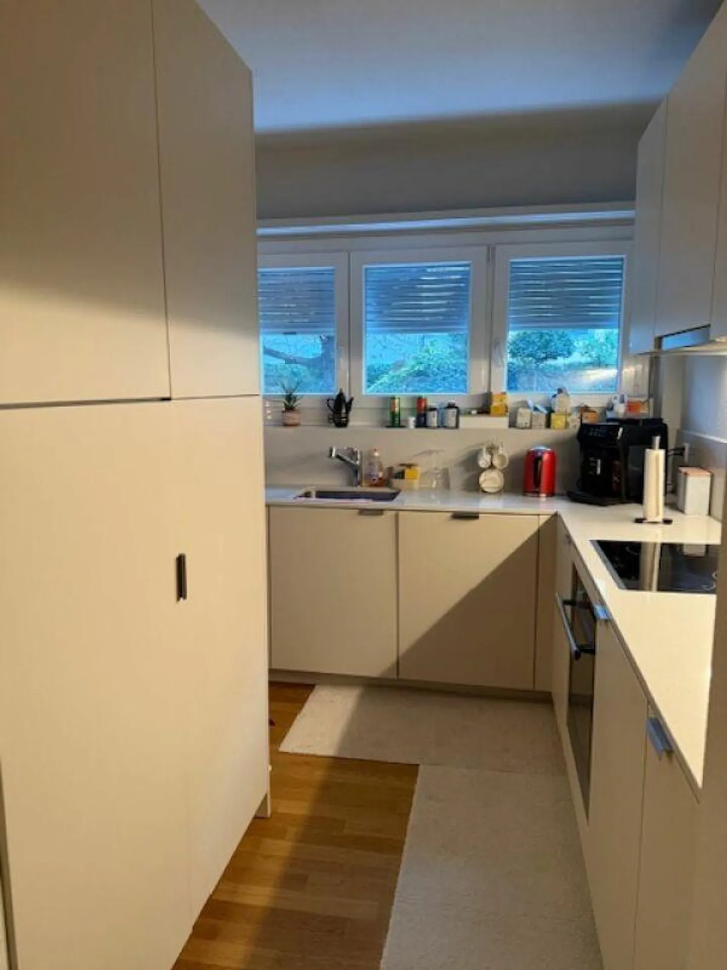 Modern 3.5-room apartment with terrace - Photo 8 of 14