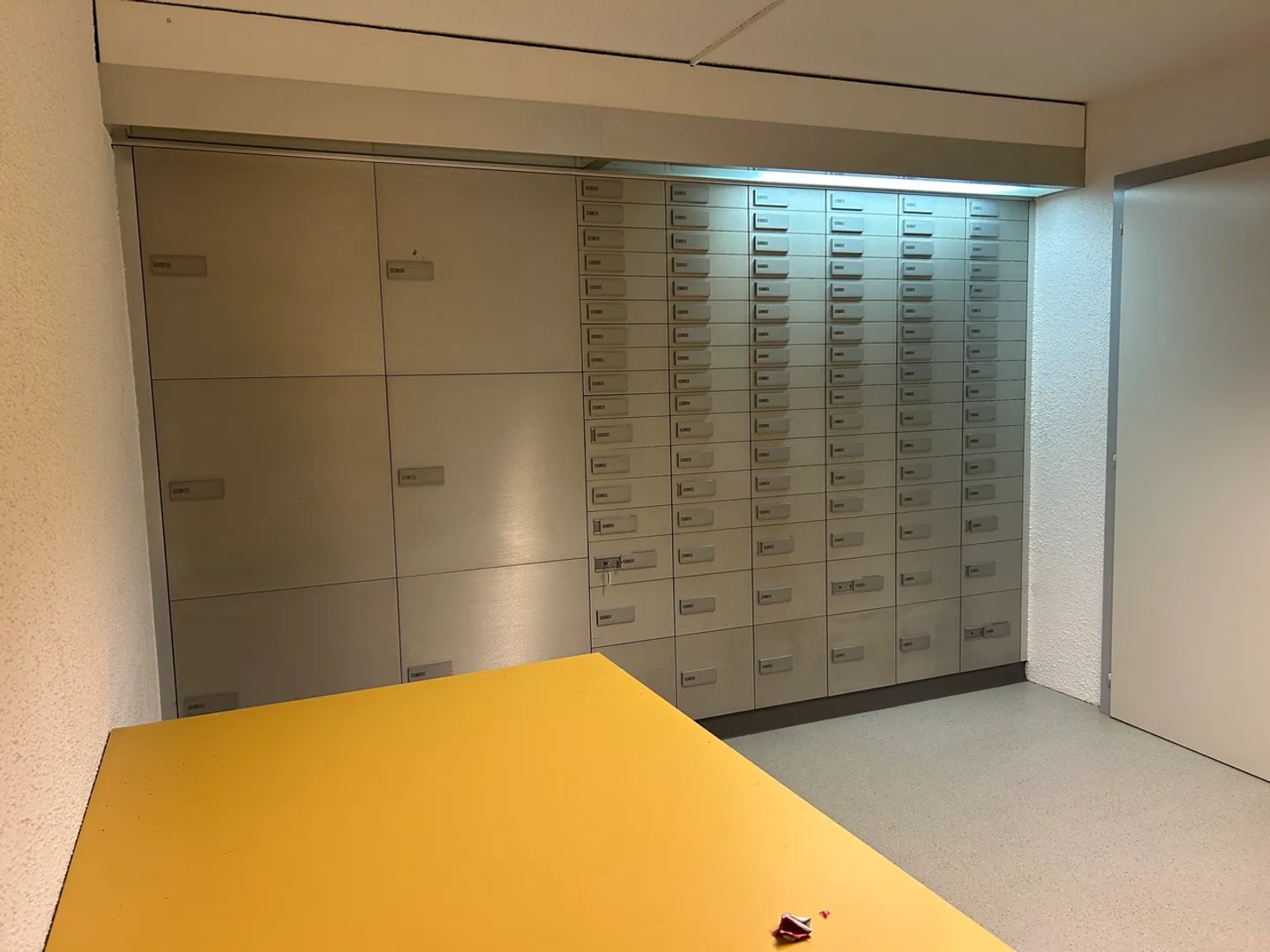 Medical Office / 4 rooms - Photo 3 of 12