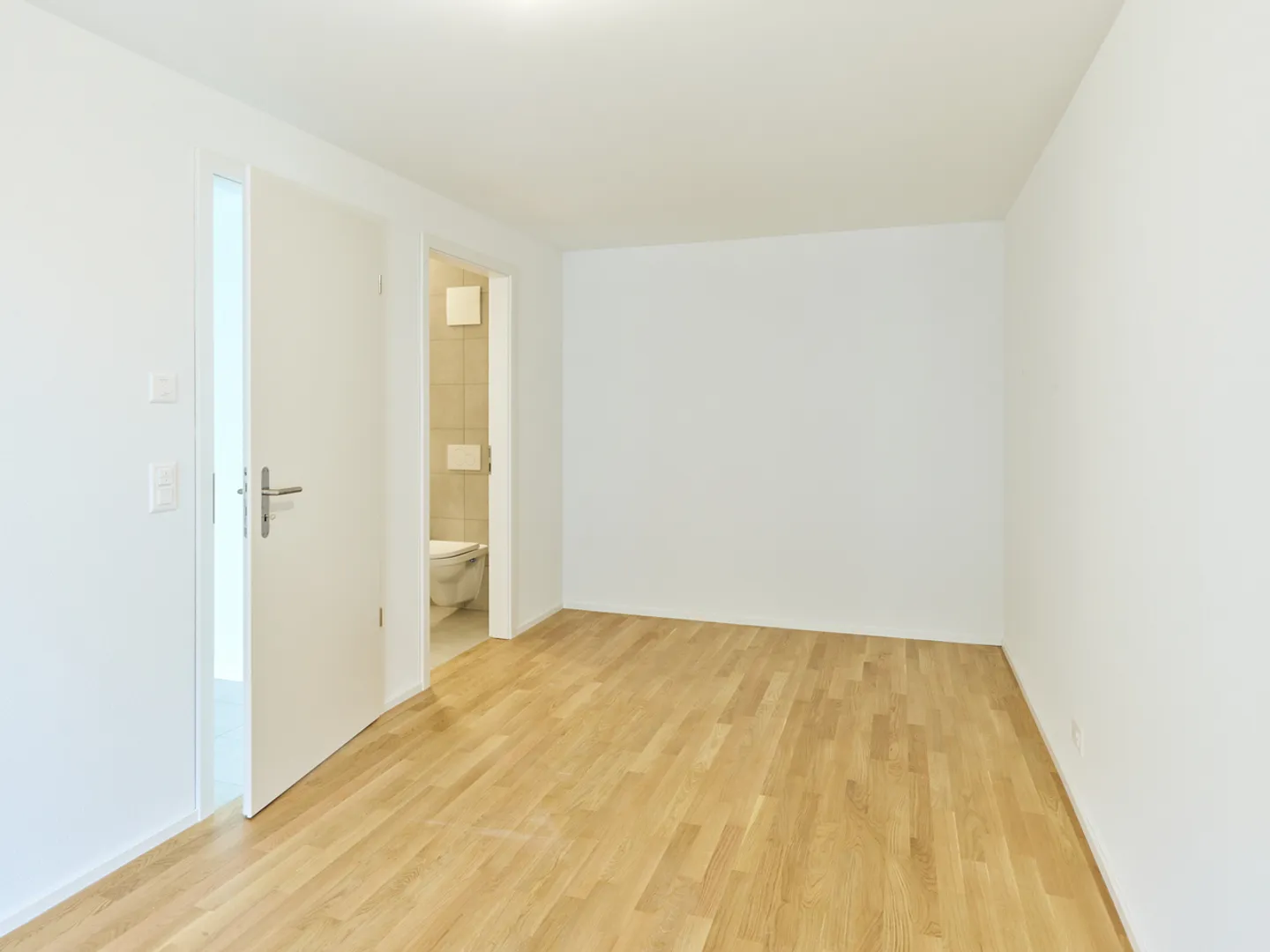 3.5 Room New Apartment with Large Balcony and Two Bathrooms - Photo 2 of 8