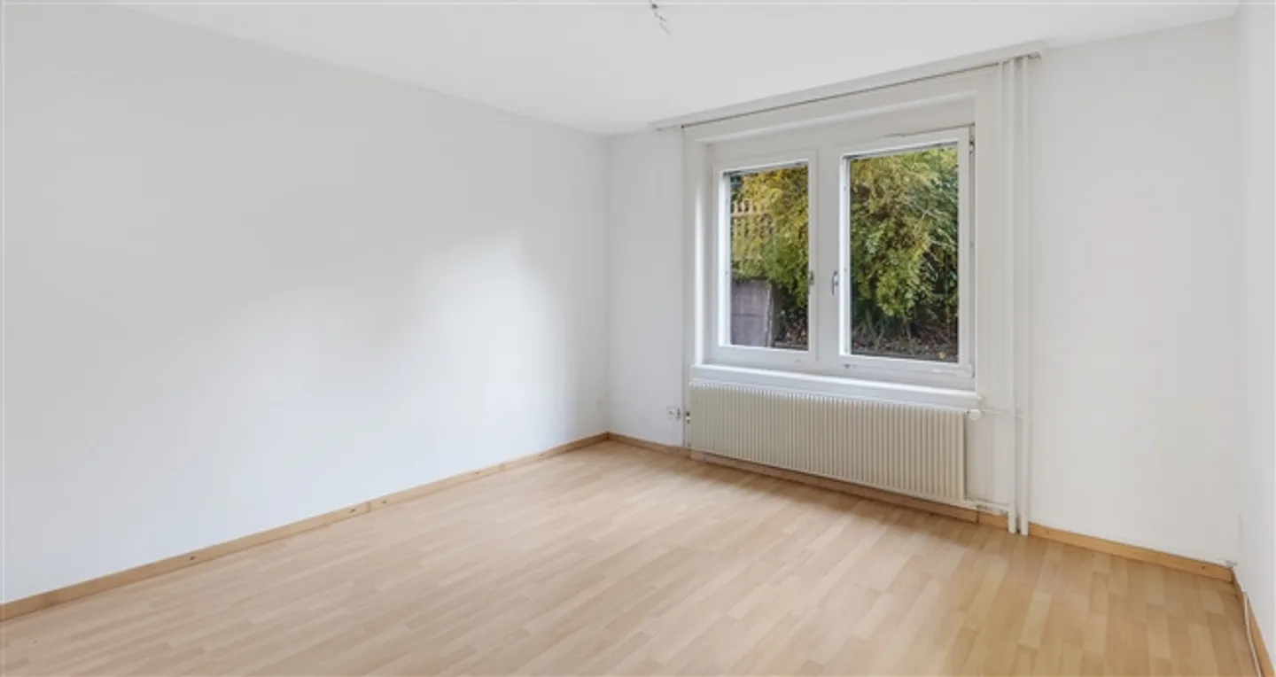 2.5 Room apartment - Photo 2 of 7