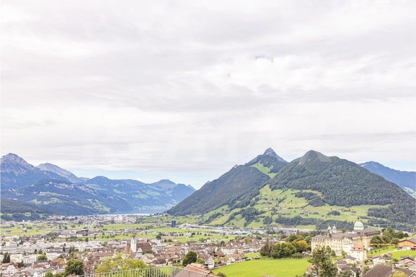 Esclusiva villa unifamiliare di 7 stanze, con piscina interna e giardino d'inverno, 6430 Schwyz - Foto 13 di 13