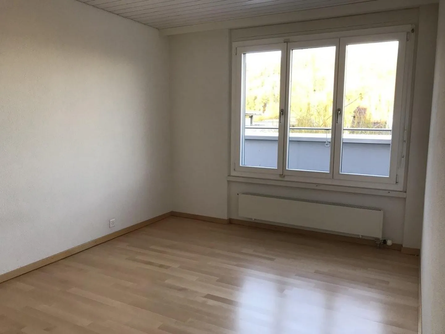 APPARTEMENT PENTHOUSE MODERNE 3.5 CHAMBRES AVEC UNE SUPERBE VUE - Photo 8 sur 12