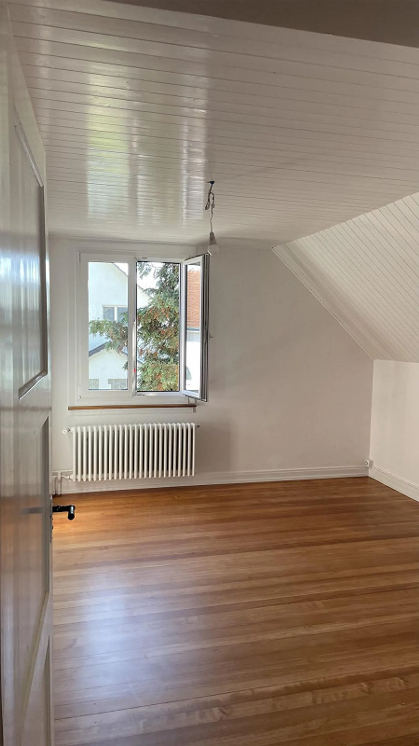 Charmantes, frisch renoviertes Riegelhaus mit grossem Garten - Foto 9 von 15