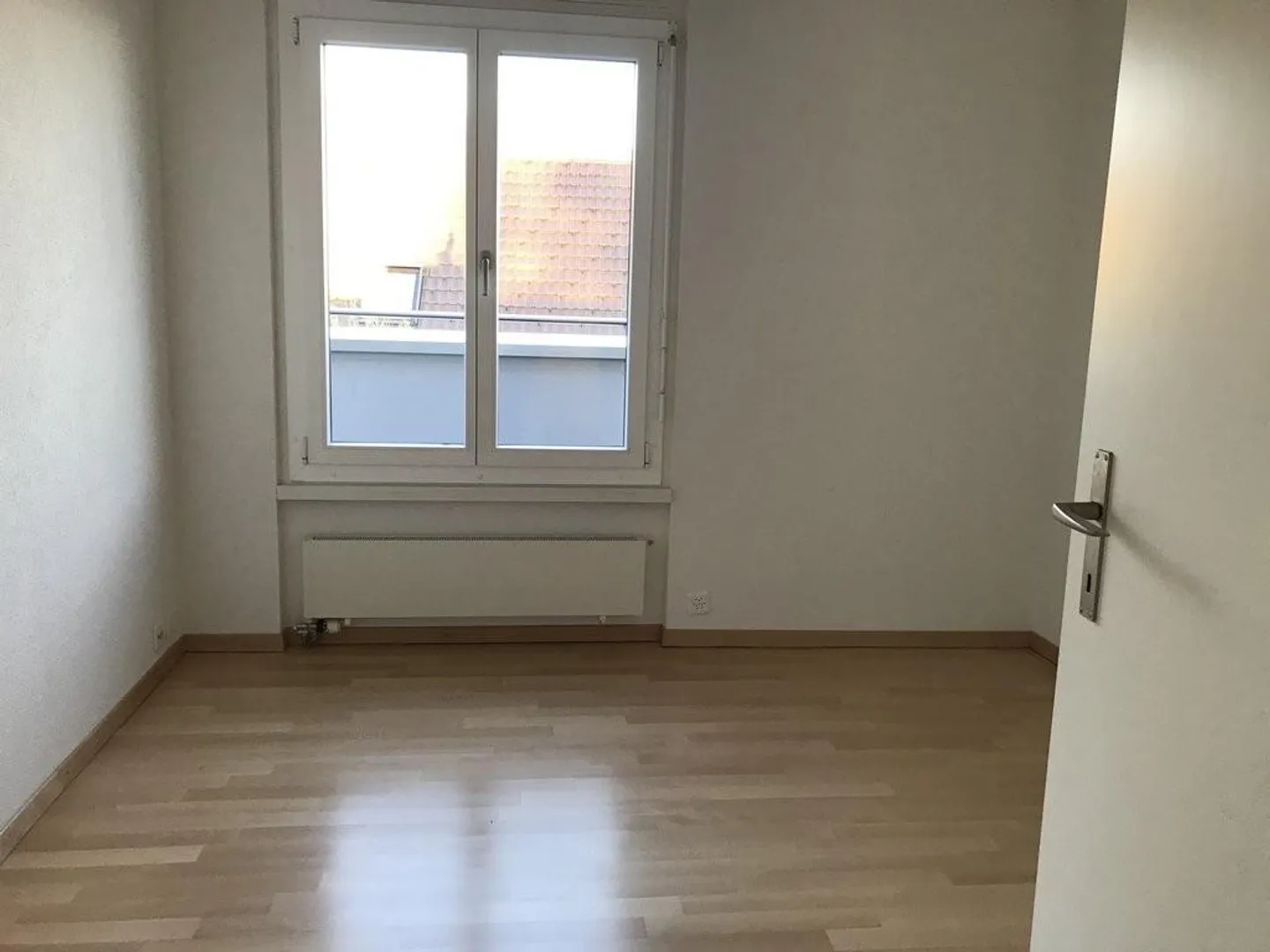 APPARTEMENT PENTHOUSE MODERNE 3.5 CHAMBRES AVEC UNE SUPERBE VUE - Photo 9 sur 12