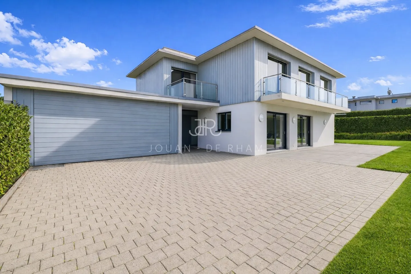 Prächtiges contemporary Haus - Photo 1 sur 9