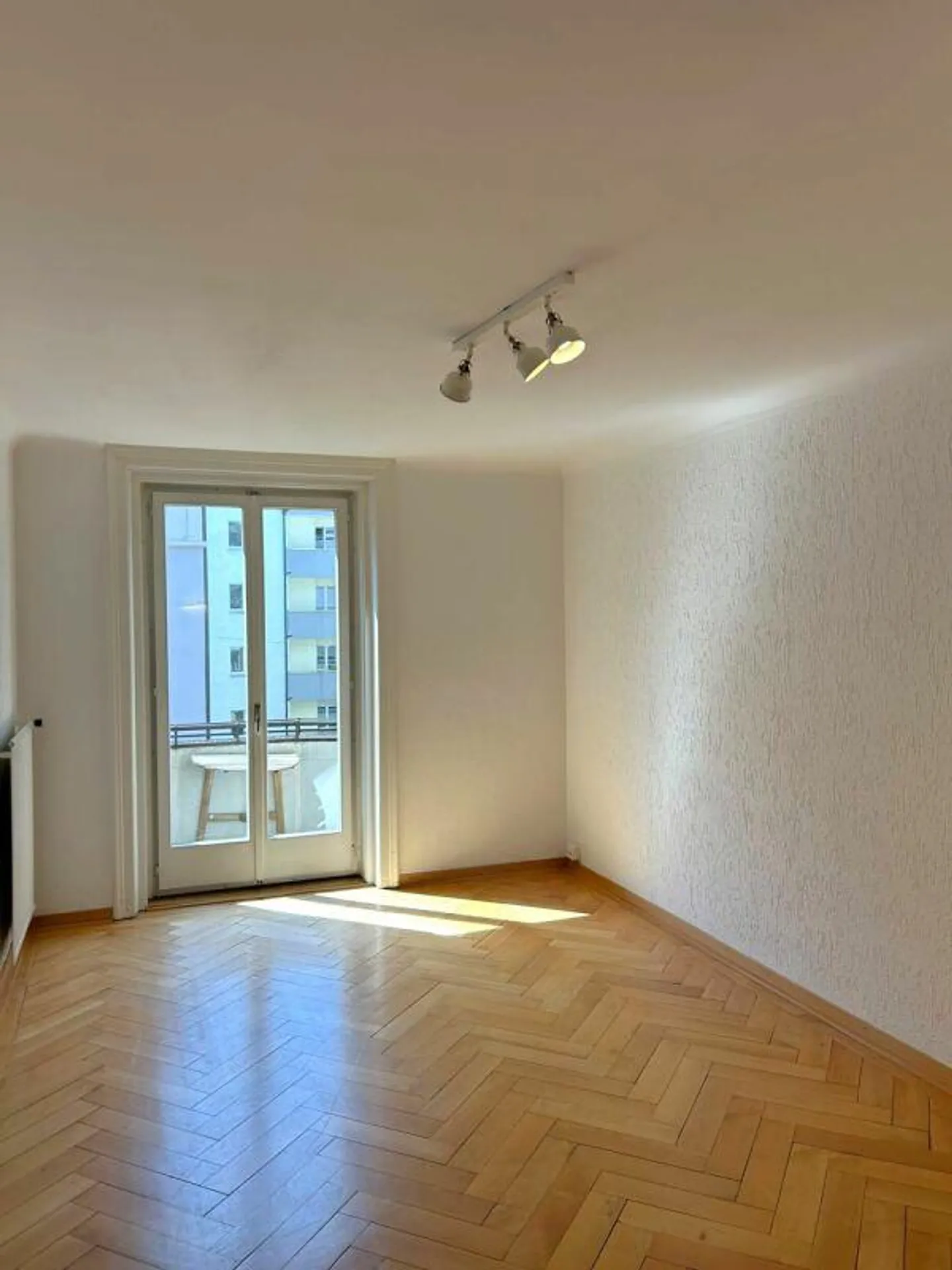 Befristetes Angebot 3.5-Zimmerwohnung in Luzern - Photo 2 of 7