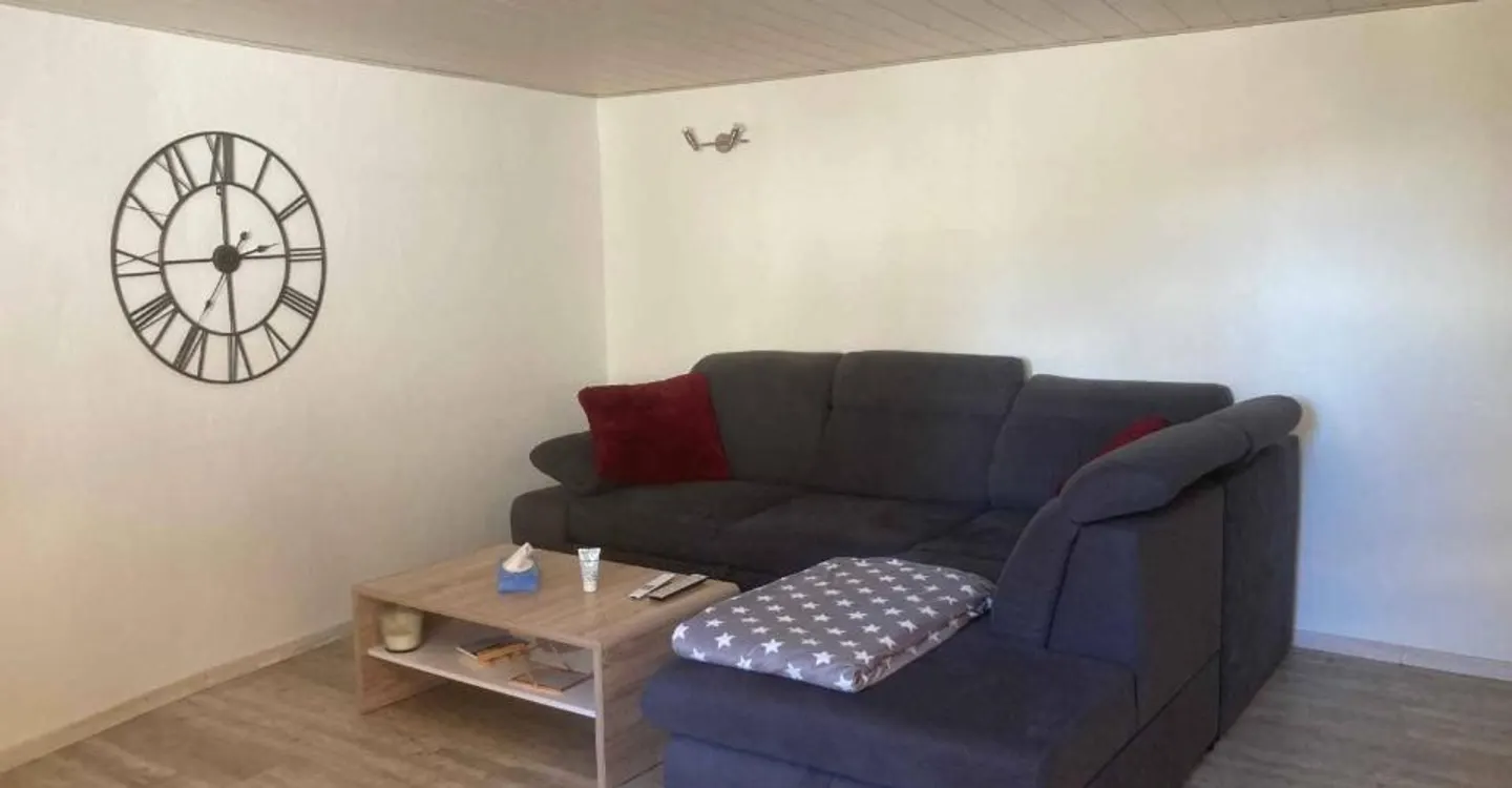 Village house, 74m² plot - Photo 3 of 12