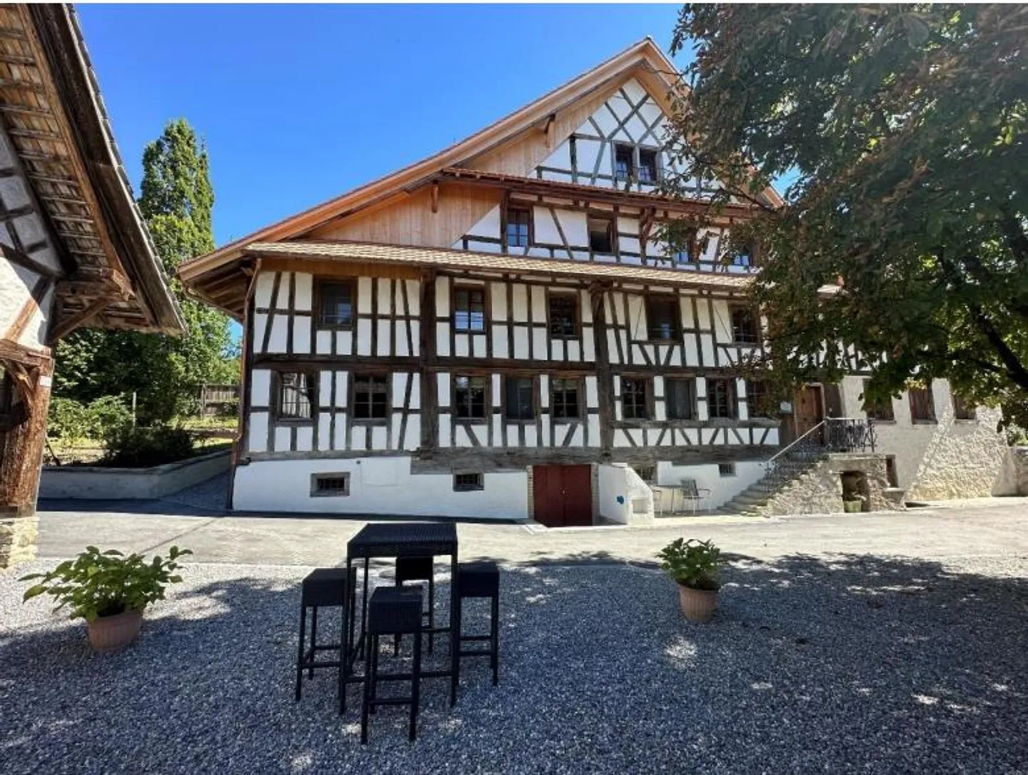 Charmantes Loft im historischen Weiler - Foto 2 von 17