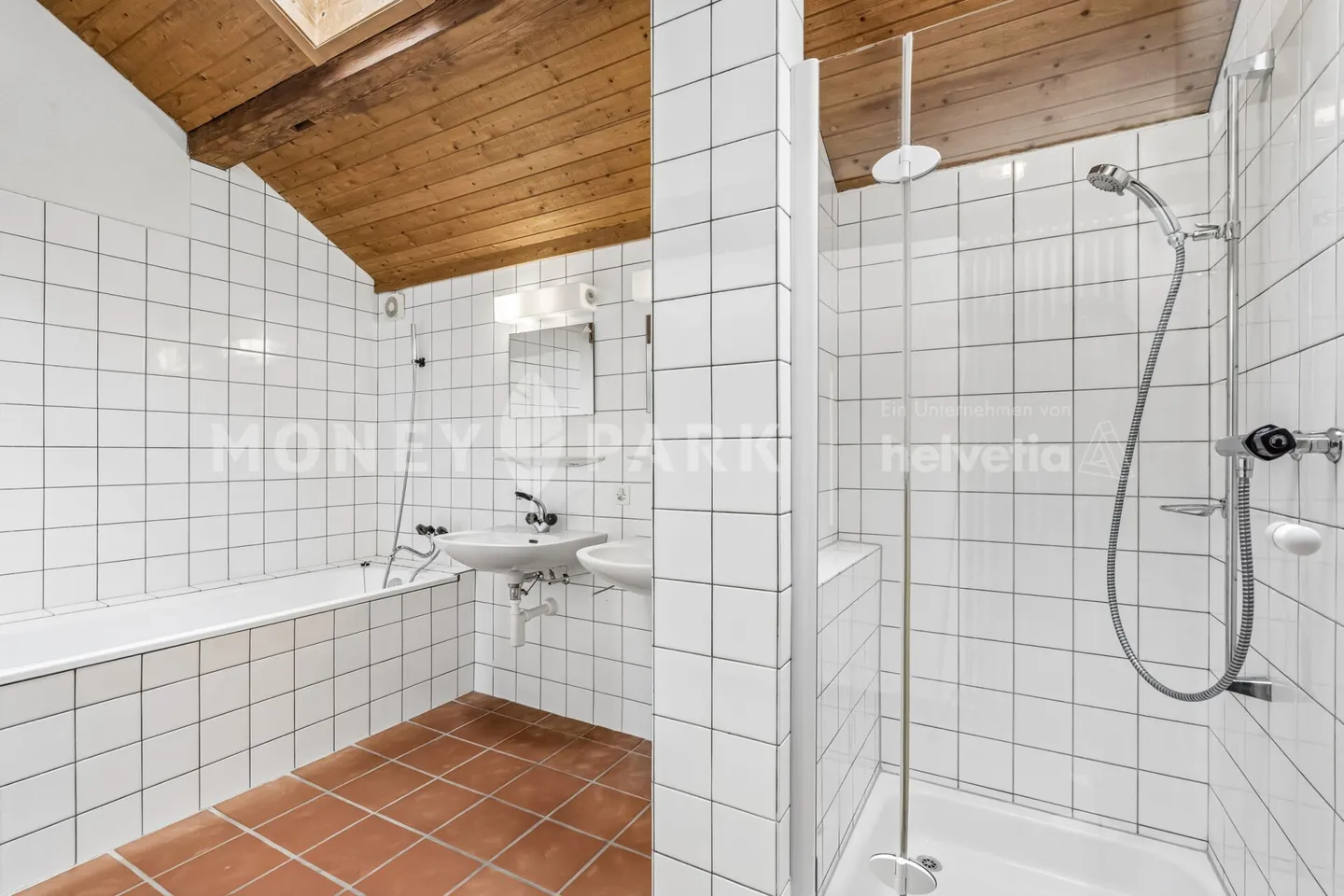 9.5-Zimmer-Landhaus mit Scheunen, grosszügigem Garten und viel Potenzial - Foto 7 von 14