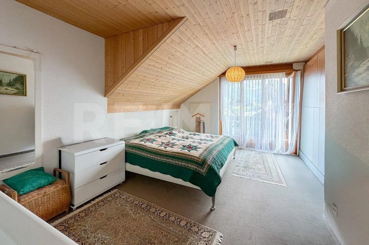 Casa unifamiliare attraente con appartamento - Foto 9 di 13