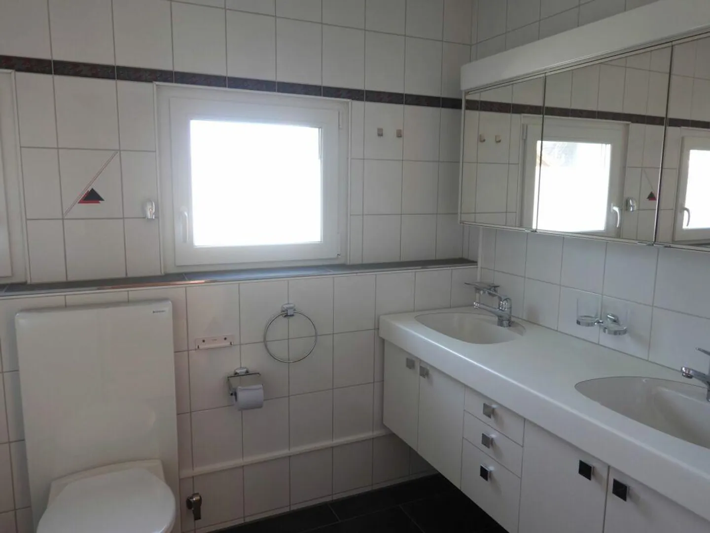 Bonheur de vivre à Eschikofen - Appartement 4.5 pièces avec beaucoup d'espace et de style - Photo 8 sur 10