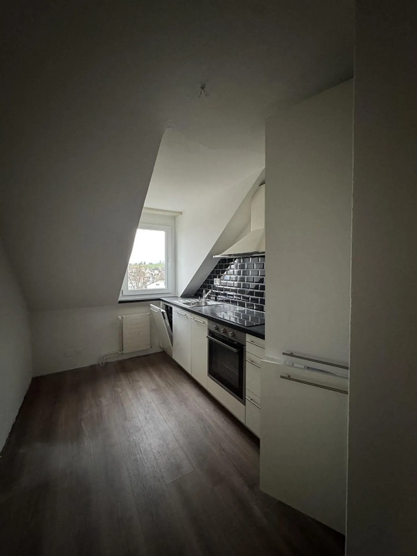 Wohnen im Herzen von Binningen - Foto 2 di 5