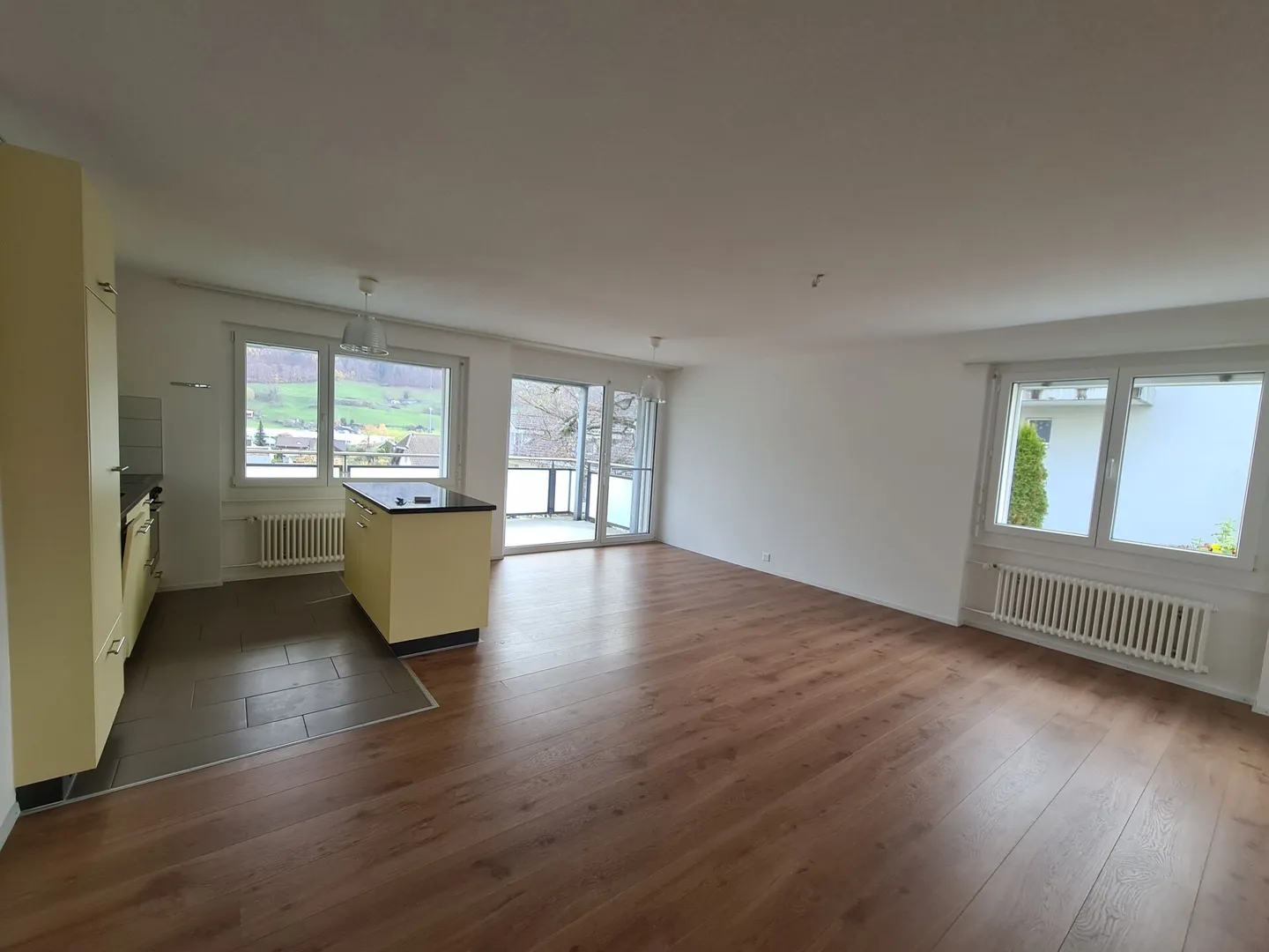 Appartement 3,5 pièces Rez-de-chaussée - Photo 4 sur 10