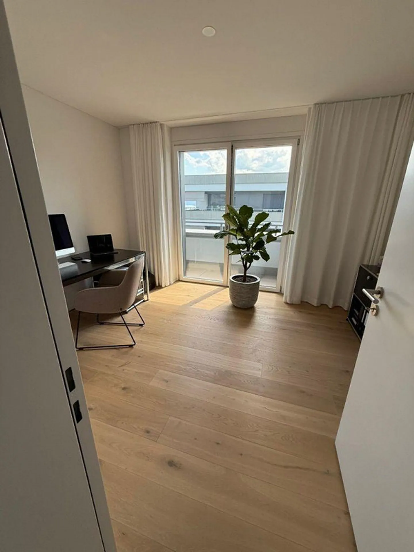 Exklusive Aussicht auf See und Berge - Foto 8 von 14