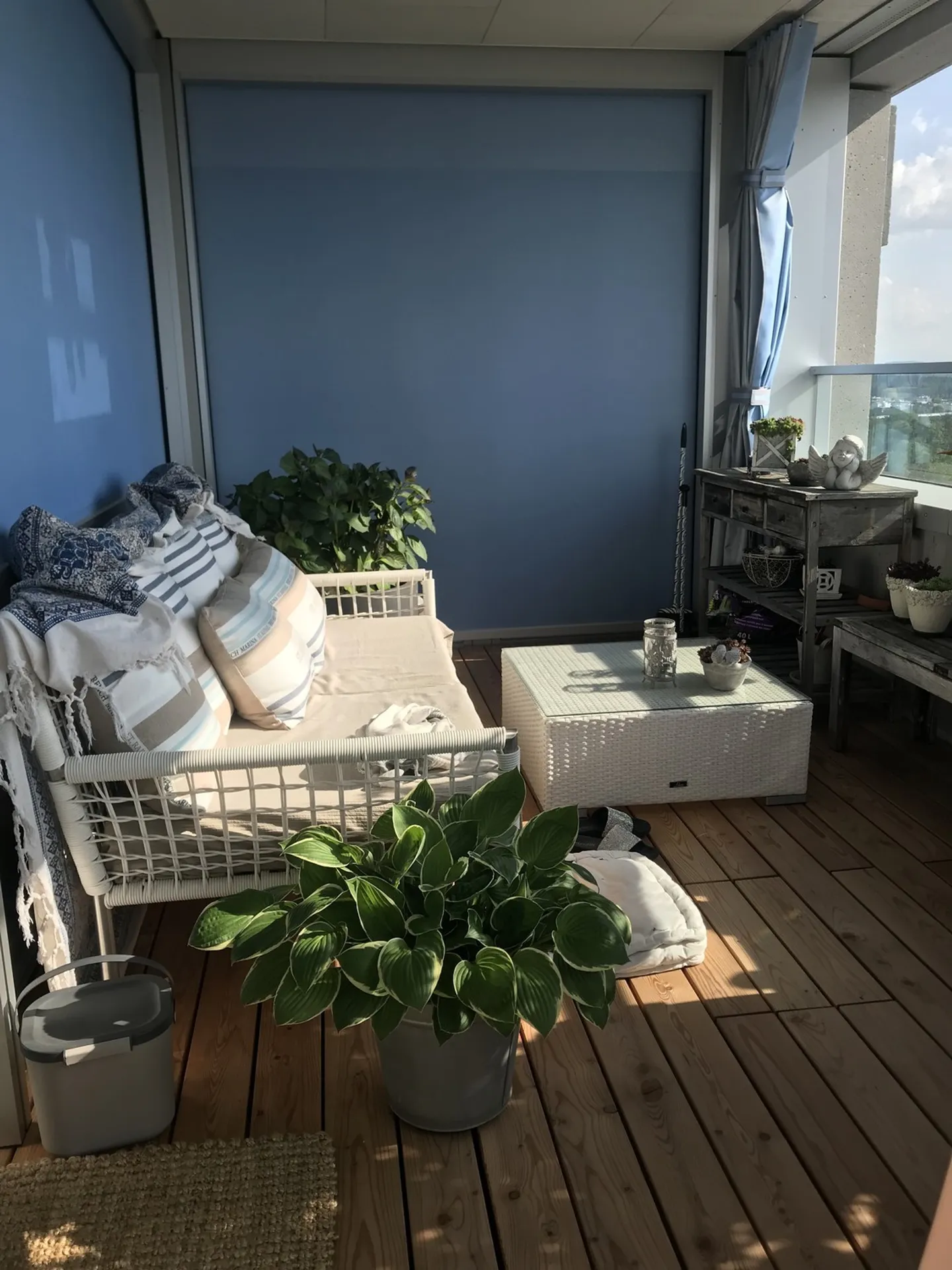 Über den Wolken im 14.OG - Foto 14 von 19