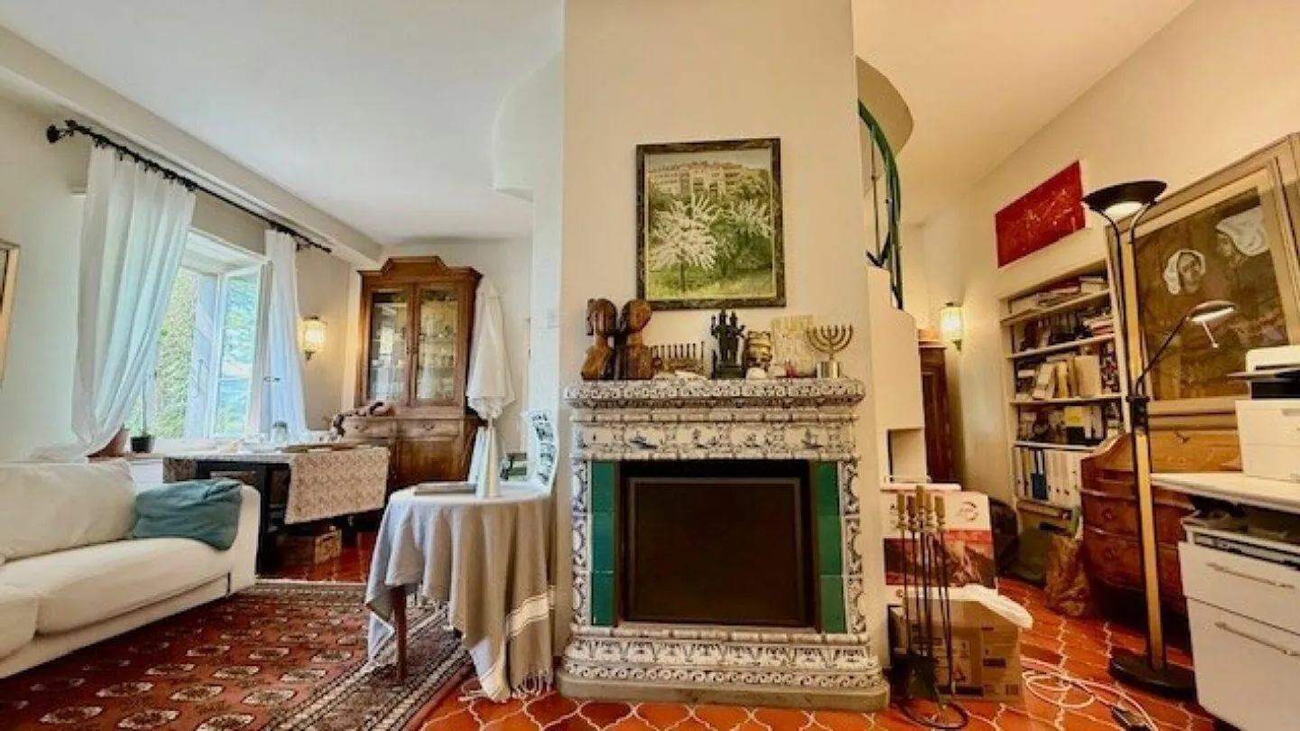 Appartamento duplex di 3 1/2 stanze nel parco del castello - Foto 9 di 15