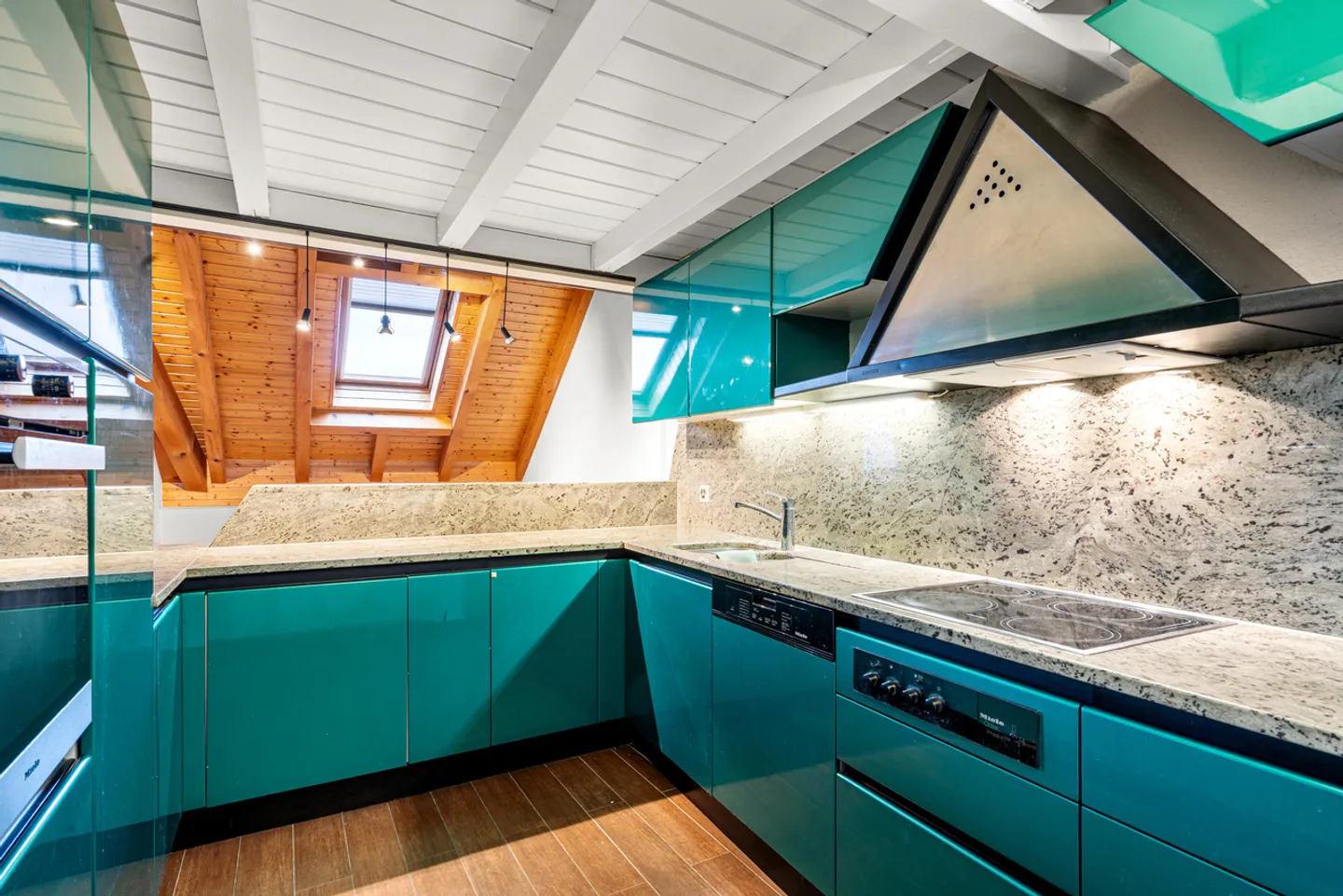 Exceptional duplex with panoramic view of Lake Geneva - Photo 3 of 10