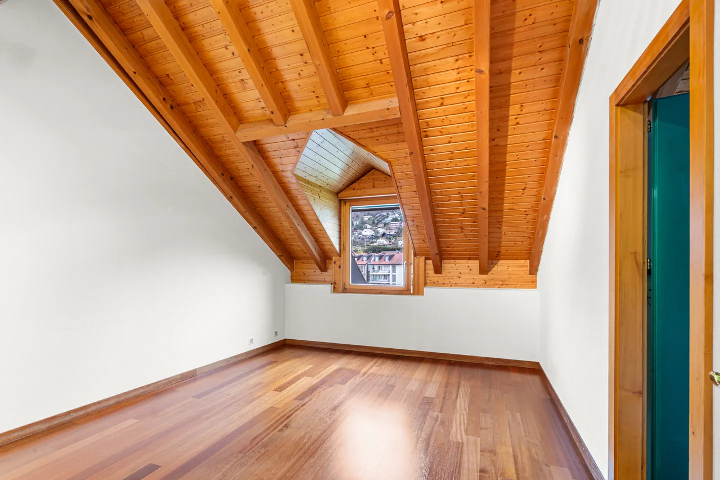 Exceptional duplex with panoramic view of Lake Geneva - Photo 5 of 10