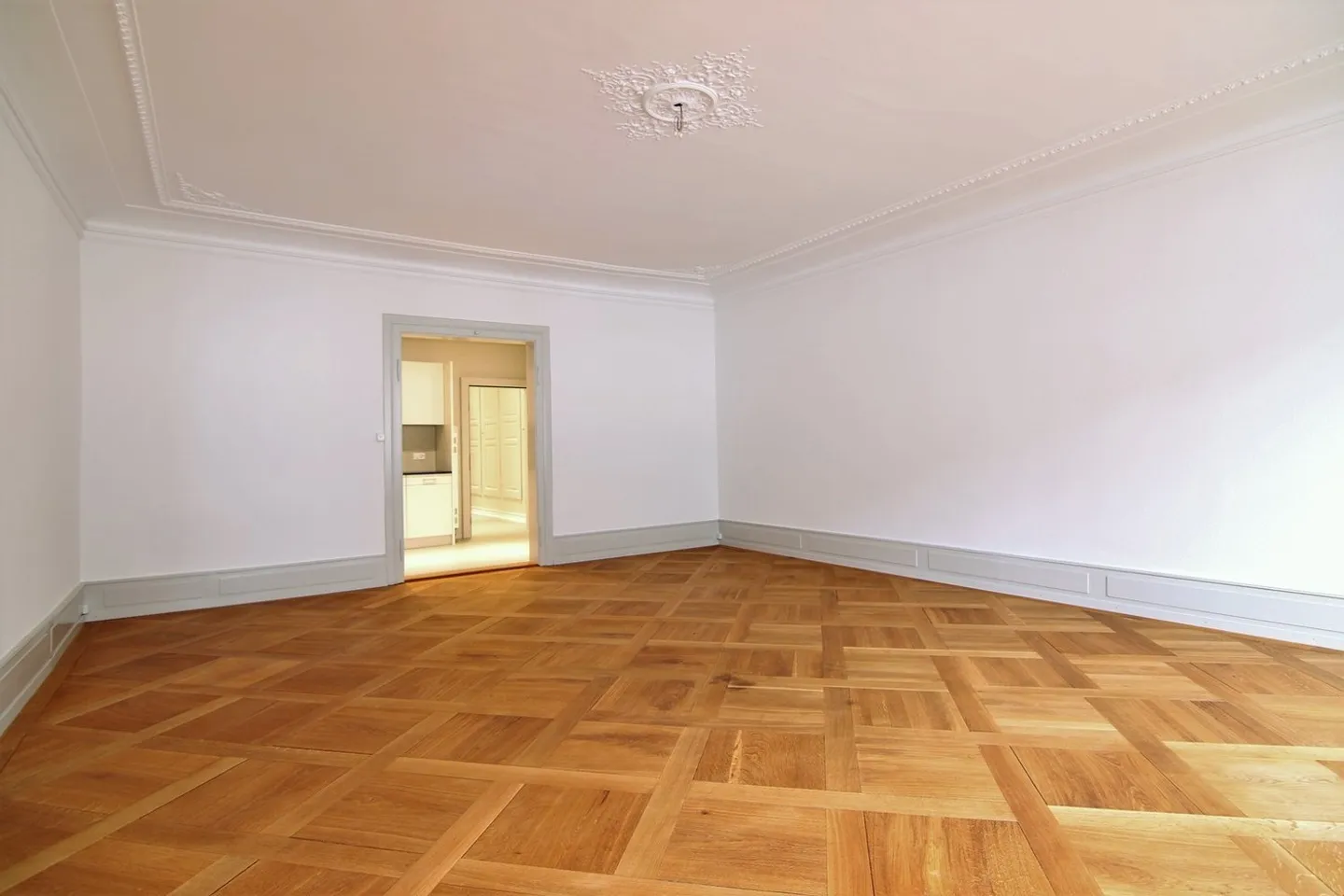 Modernes Apartment in der Altstadt - Foto 2 von 6