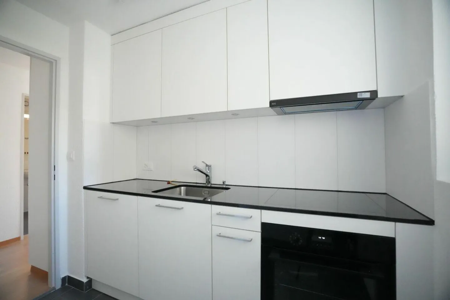 Appartement confortable avec vue sur la montagne et balcon ensoleillé - Photo 4 sur 8