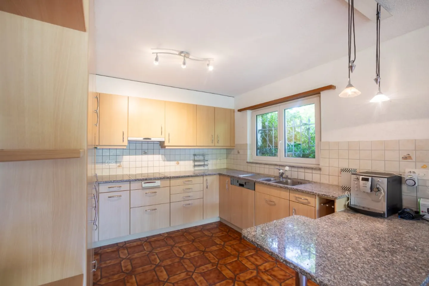 Vivre à la lisière du village : Maison individuelle de 5,5 pièces directement adjacente à la zone agricole - Photo 11 sur 23