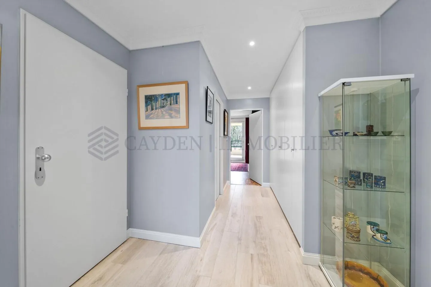 Very nice 5-room apartment renovated - Photo 6 of 8