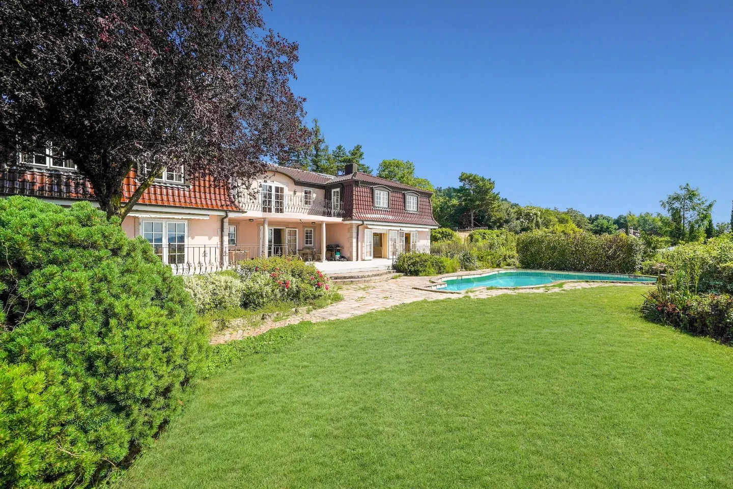 Exclusive Villa with Lake and Alpine Views - on the Southern Slope of Lugnorre - Photo 20 of 21