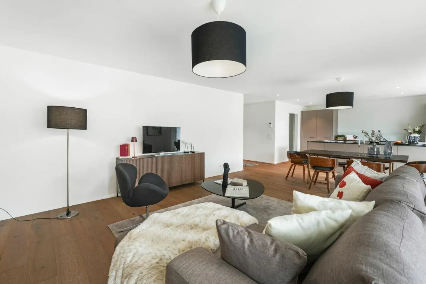 Spacious 3.5-room penthouse apartment - 85% sold! - Photo 4 of 9