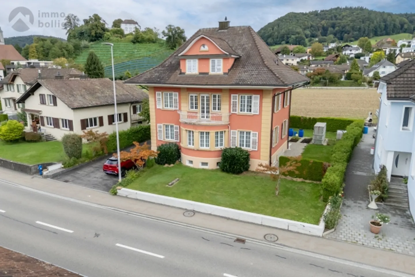 Spacious Living Paradise in the Heart of Reiden - Photo 1 of 14