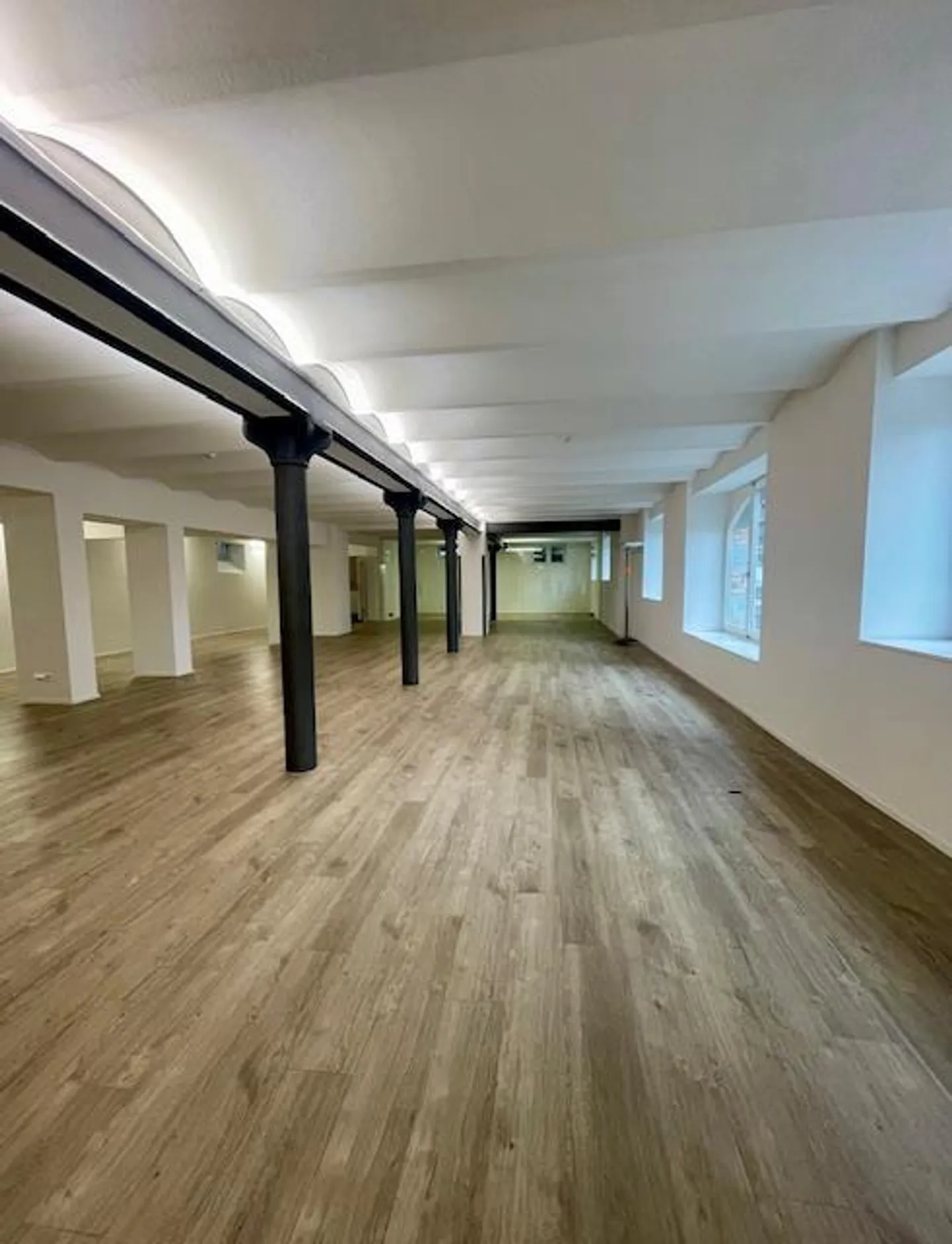 Attraktive Gewerbeflächen im Erdgeschoss an zentraler Lage - Photo 3 sur 10