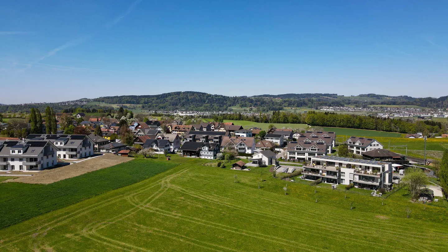 Geräumige Wohnung mit Poolzugang - Foto 2 von 17