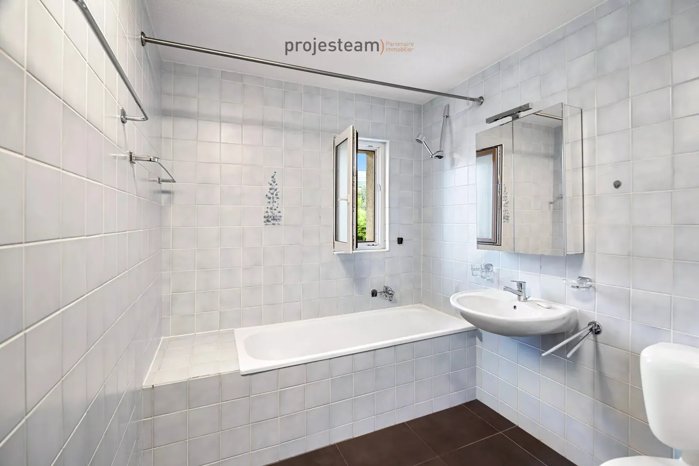 Appartement rénové avec balcons - Photo 20 sur 23