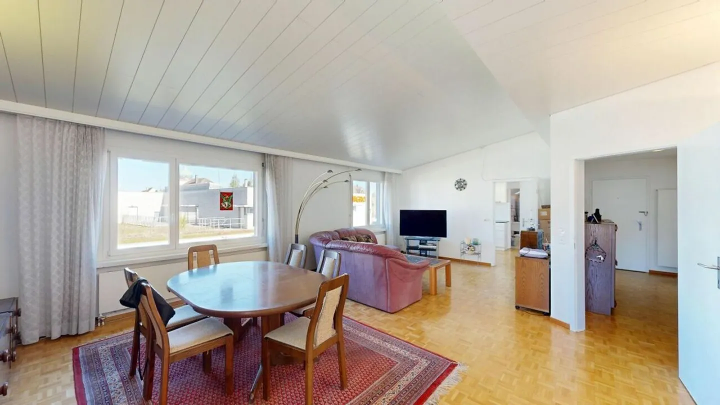 Helle 4.5-Zimmer-Wohnung mit Terrasse - Foto 1 von 31